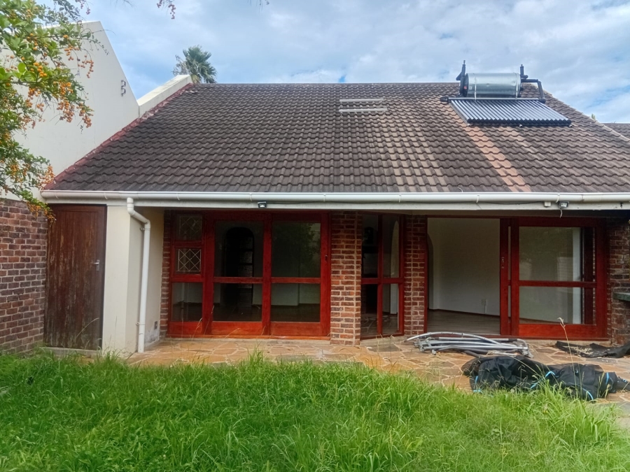 3 Bedroom Property for Sale in Beacon Bay Eastern Cape